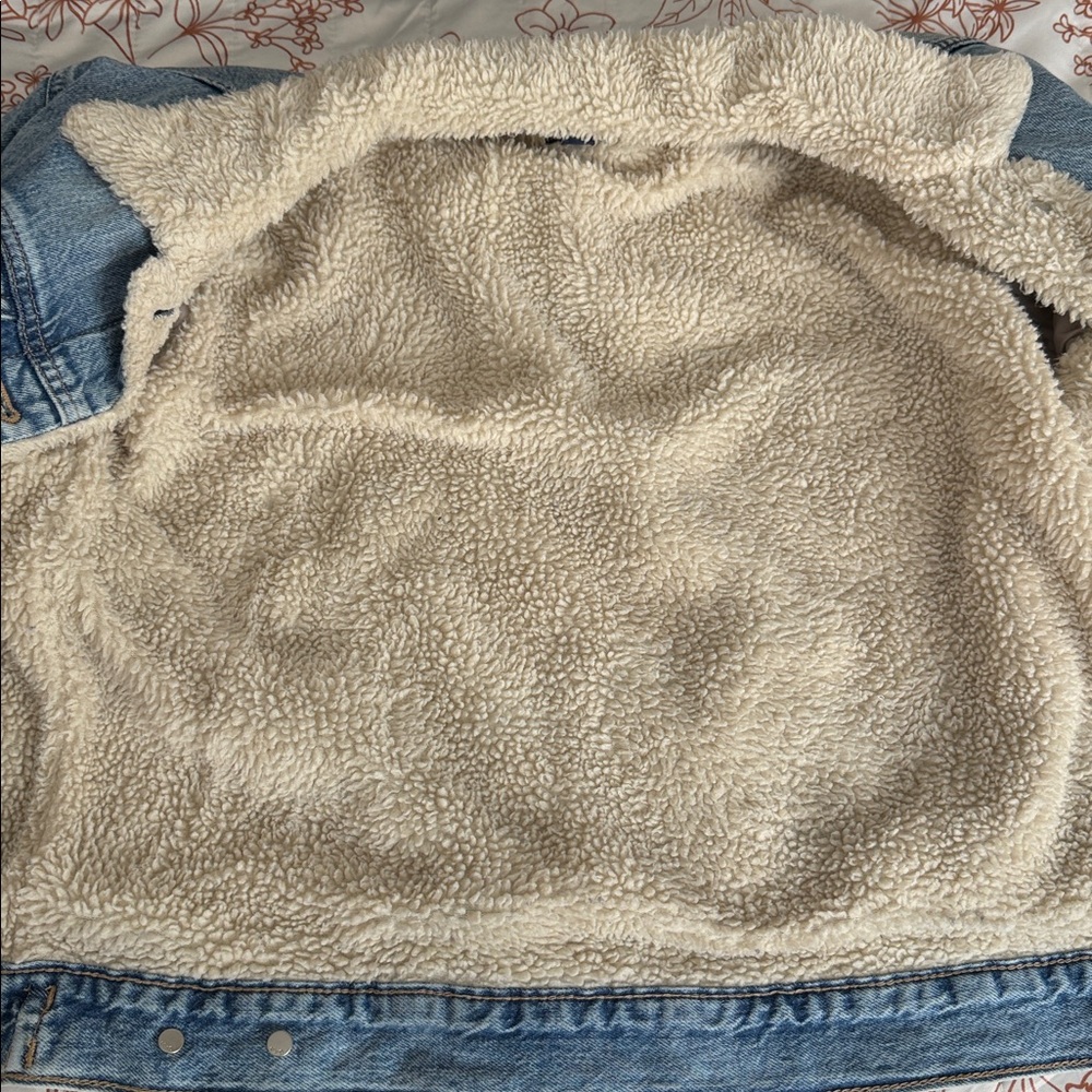 Gap denim jacket - image 6